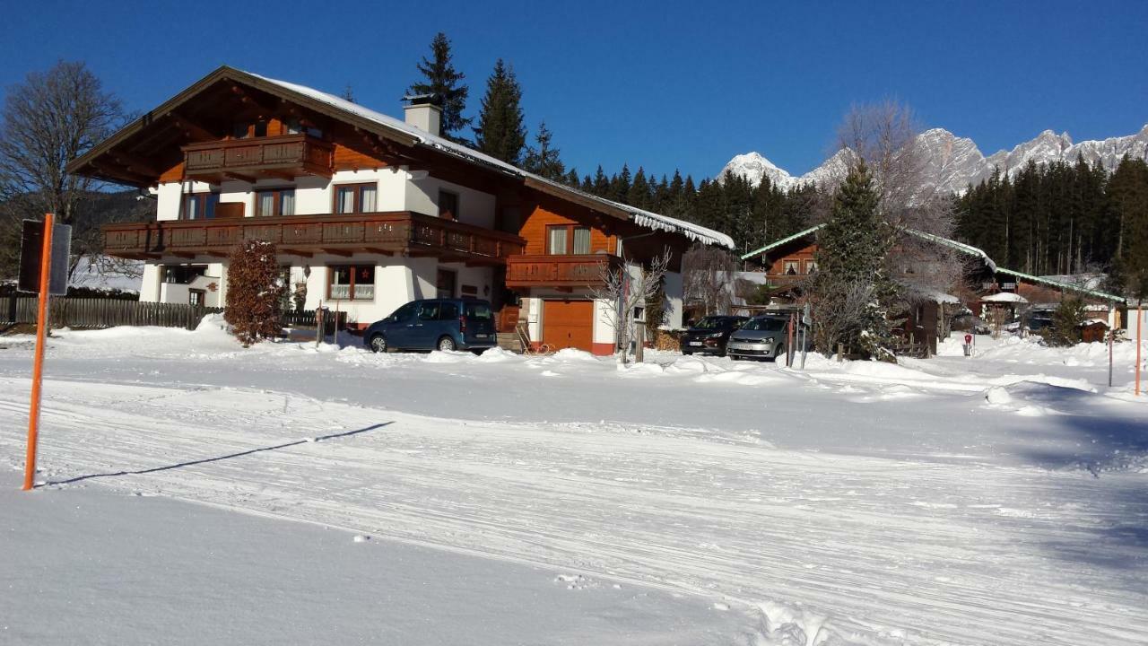 Apartamento Haus Ferienglück Ramsau am Dachstein Exterior foto