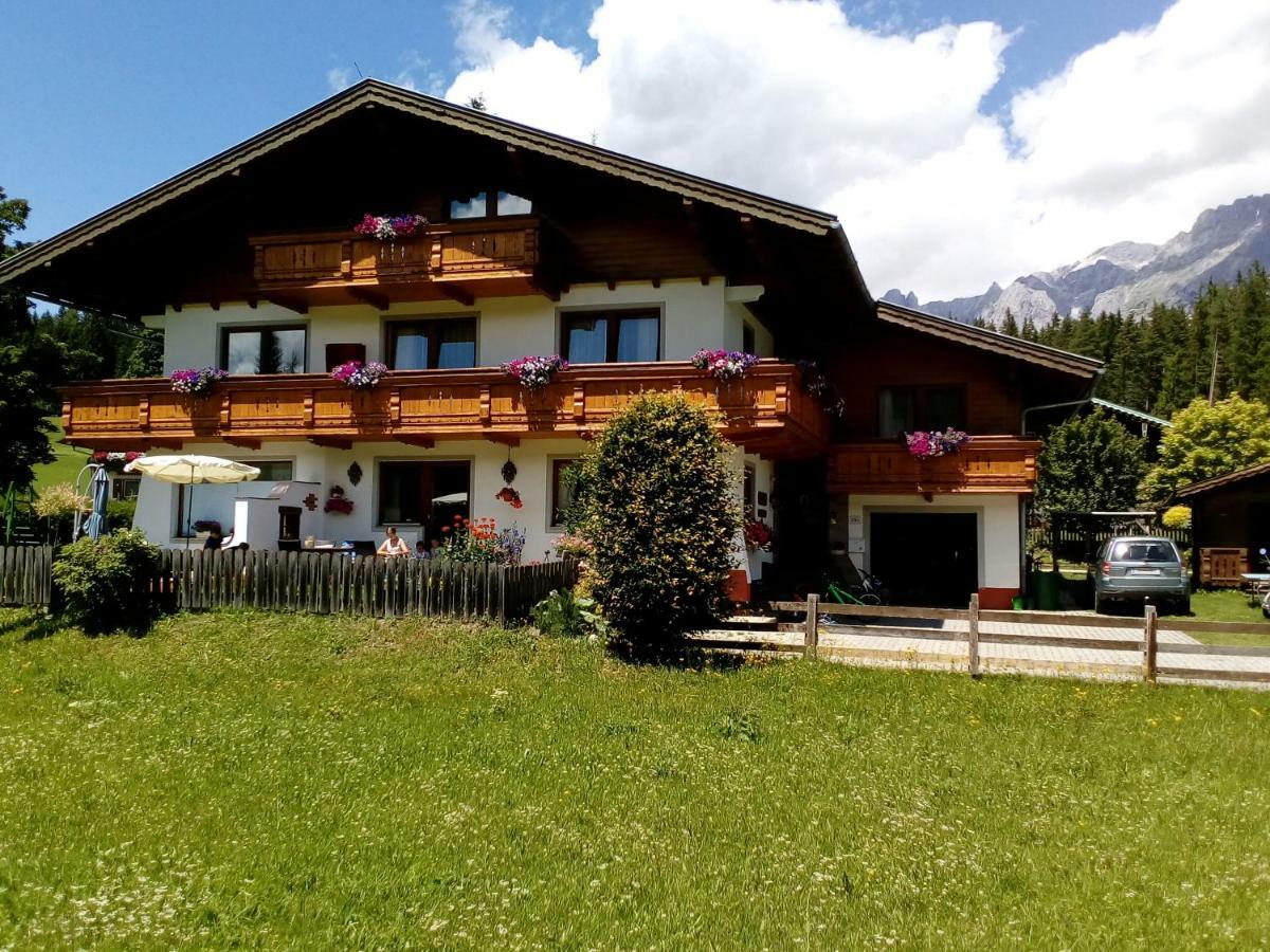 Apartamento Haus Ferienglück Ramsau am Dachstein Exterior foto