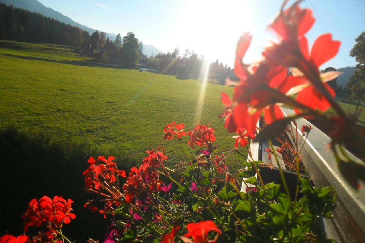 Apartamento Haus Ferienglück Ramsau am Dachstein Exterior foto
